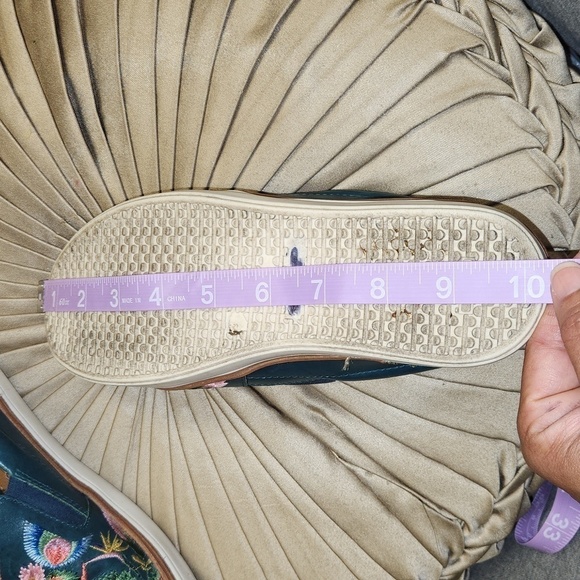 VÉLEZ Artisan Floral Embroidered Leather Sneakers Size 36 - Picture 14 of 16